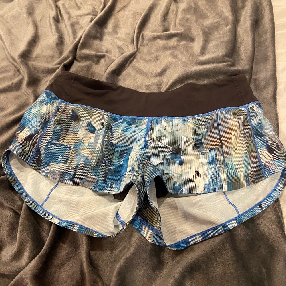 Lululemon Speed Up Shorts 2.5”
